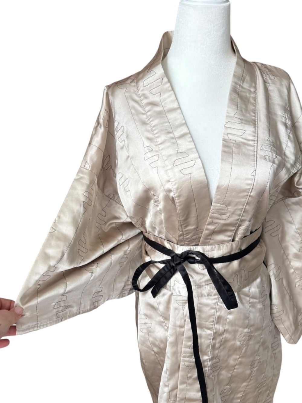 NWT Vintage Victoria Secret Kimono style Robe belted embroidered 90s 00s OS - Picture 3 of 15